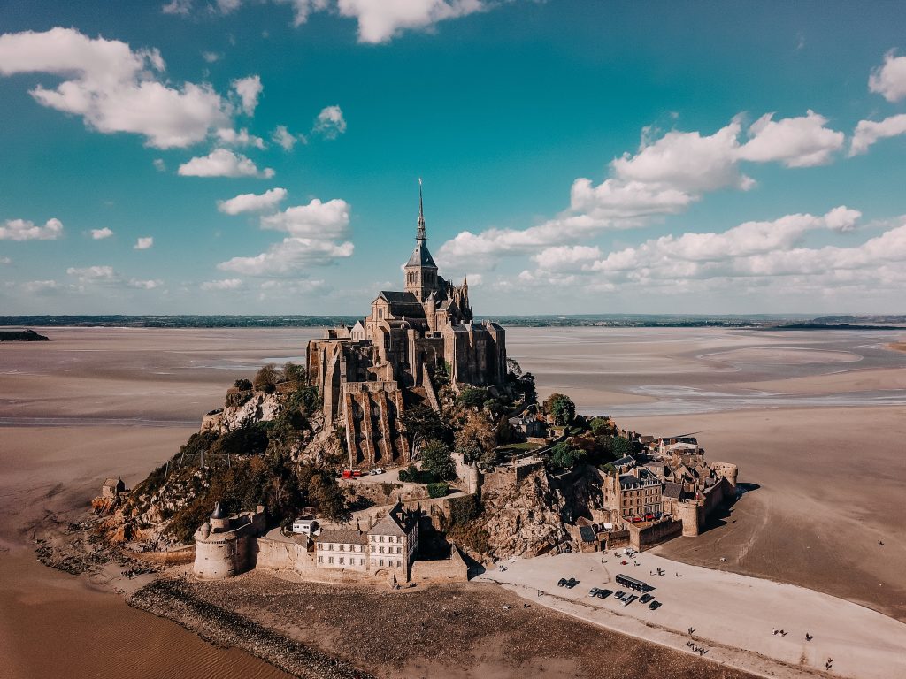 Drone Jour Maree Basse Mont Saint Michel