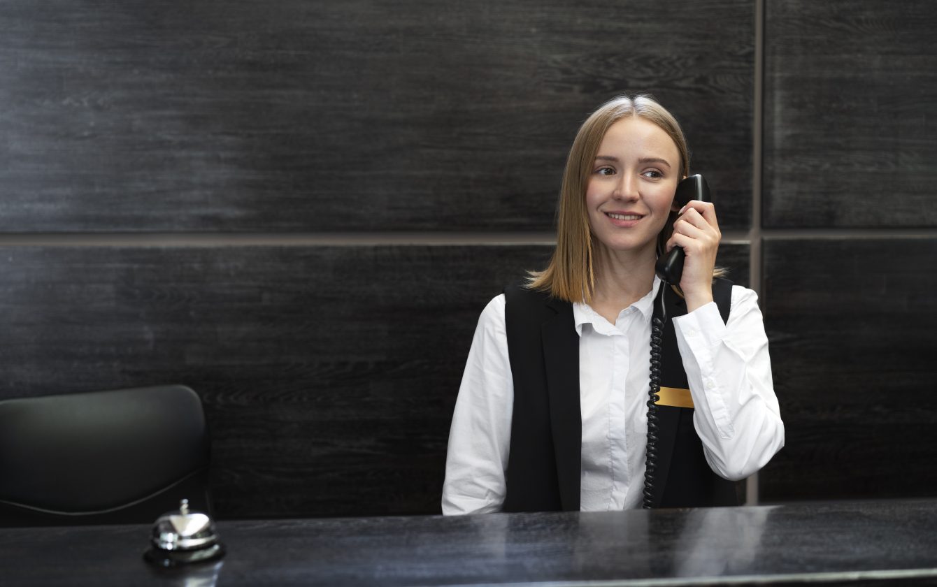 Receptionist